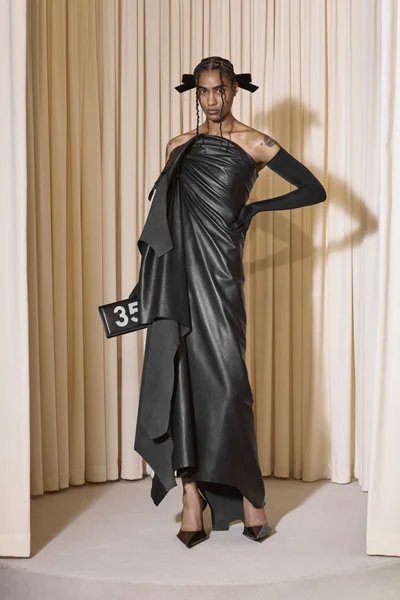 Look 35